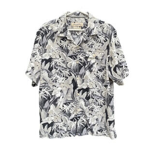 Silk Hawaiian Print Tommy Bahama button down shirt medium